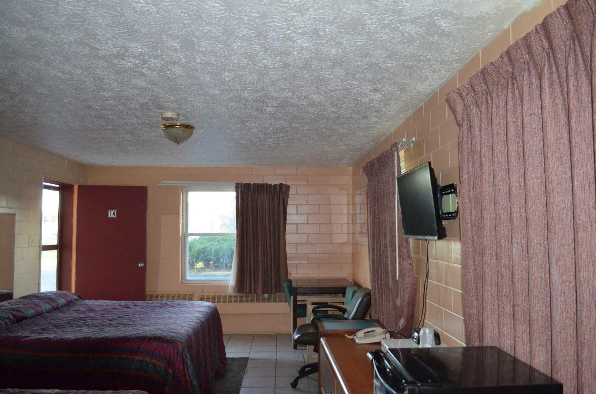Admiral Motel Oaklandon Exterior photo